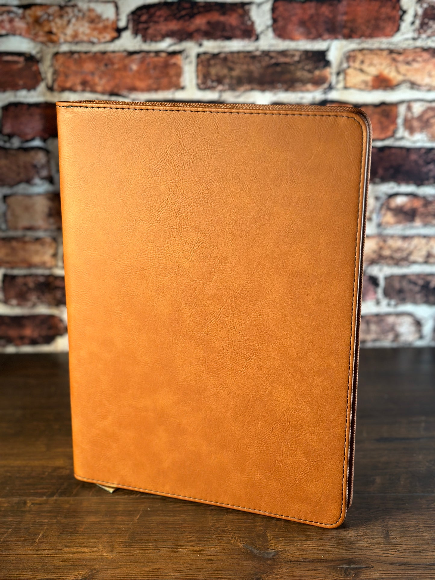 CBTS 9 1/2" x 12" Rawhide with Zipper Leatherette Portfolio with Notepad