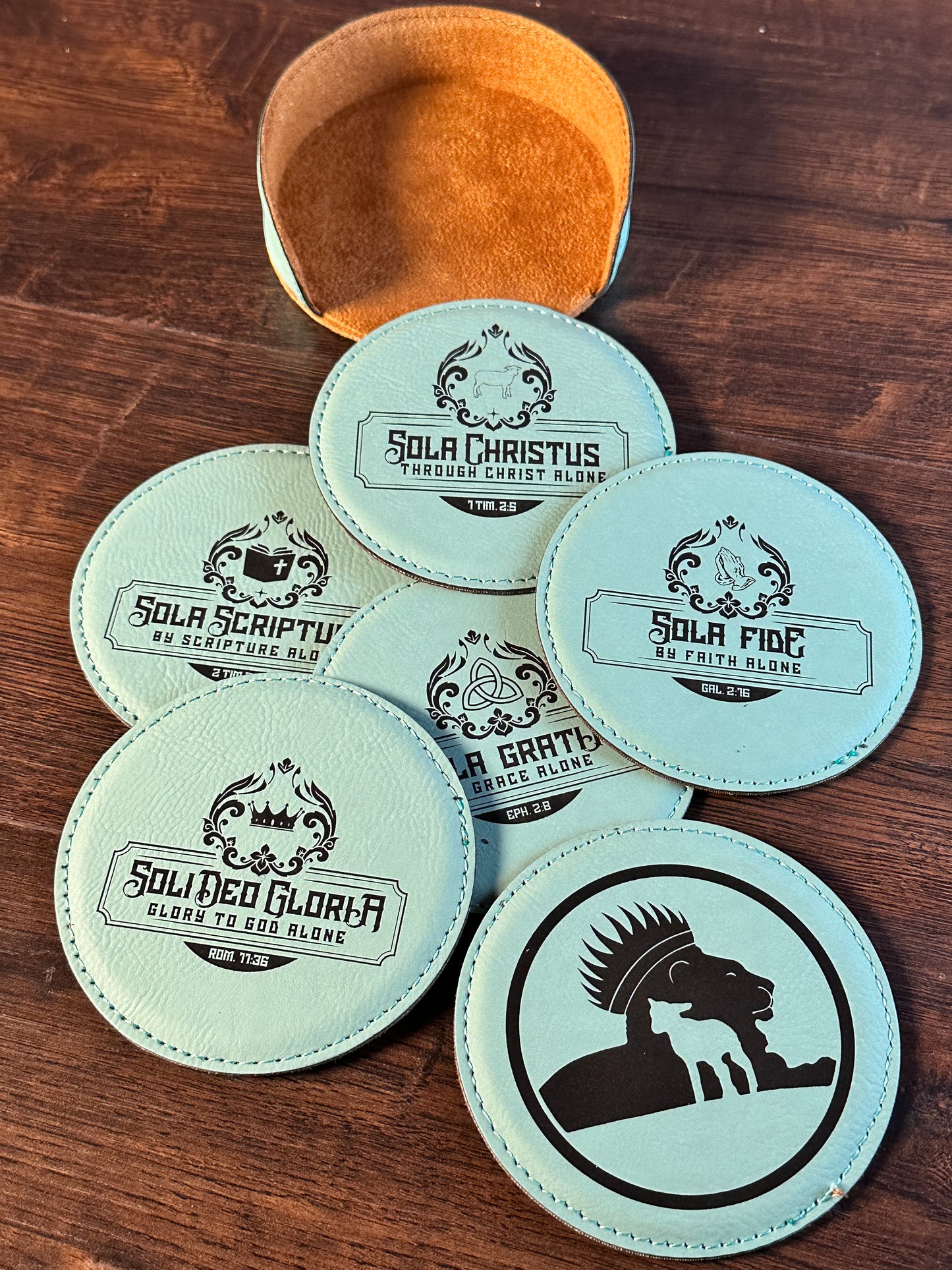 5 Solas Vegan Leather Coaster Set